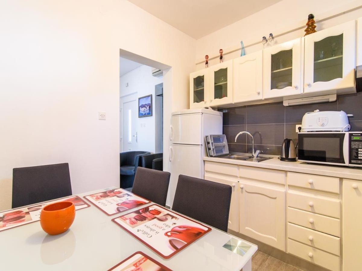 Apartments Beba - Peaceful Location Traù Esterno foto